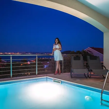 Villa Tina