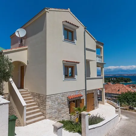 Villa Tina Sestrunj